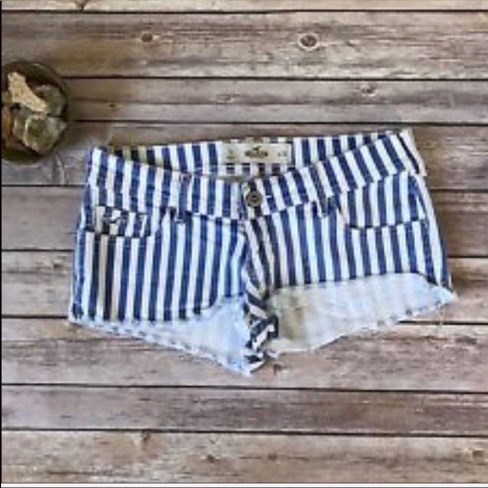 Striped Hollister Shorty shorts 3 Juniors